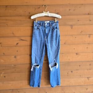 Abercrombie & Fitch The Ankle Straight Ultra High Rise Jean 25 0R Distressed